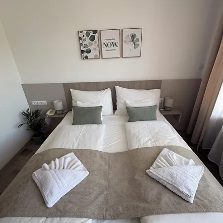 B&B Icon 4*