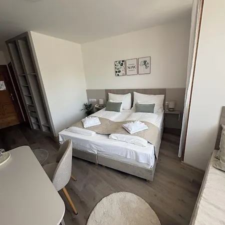 Bed and breakfast Icon Győr